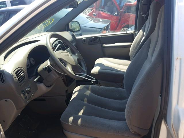 2C4GP24393R304867 - 2003 CHRYSLER TOWN & COU 银色 照片 5