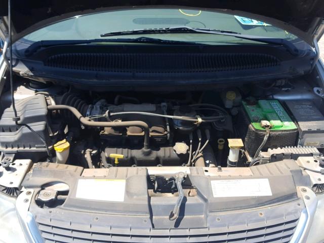 2C4GP24393R304867 - 2003 CHRYSLER TOWN & COU 银色 照片 7