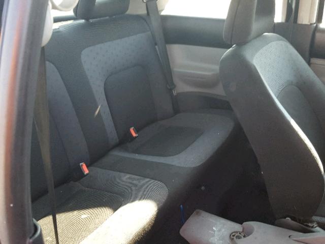 3VWBB61C5WM026627 - 1998 VOLKSWAGEN NEW BEETLE Qara foto 6