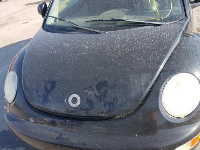 3VWBB61C5WM026627 - 1998 VOLKSWAGEN NEW BEETLE Qara foto 7