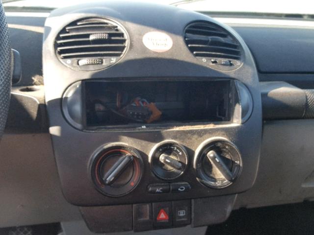 3VWBB61C5WM026627 - 1998 VOLKSWAGEN NEW BEETLE Qara foto 9