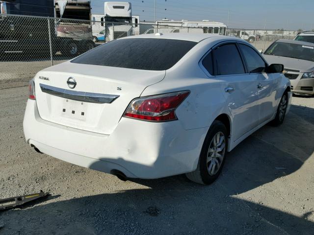 1N4AL3AP0FN893622 - 2015 NISSAN ALTIMA 2.5 WHITE photo 4