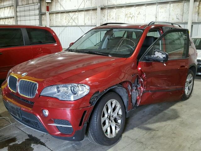 5UXZV4C58D0B07246 - 2013 BMW X5 XDRIVE5 RED photo 2