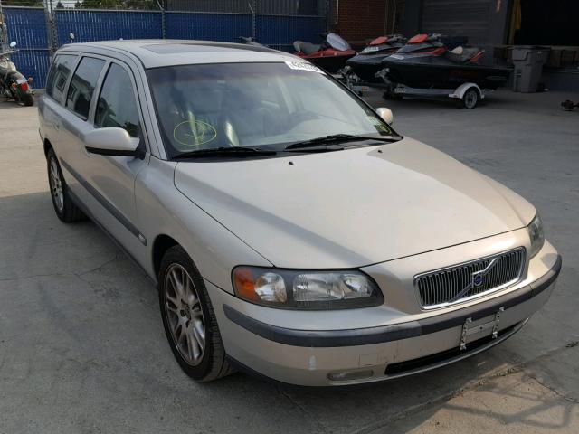 YV1SW53D612050355 - 2001 VOLVO V70 T5 TUR TAN photo 1