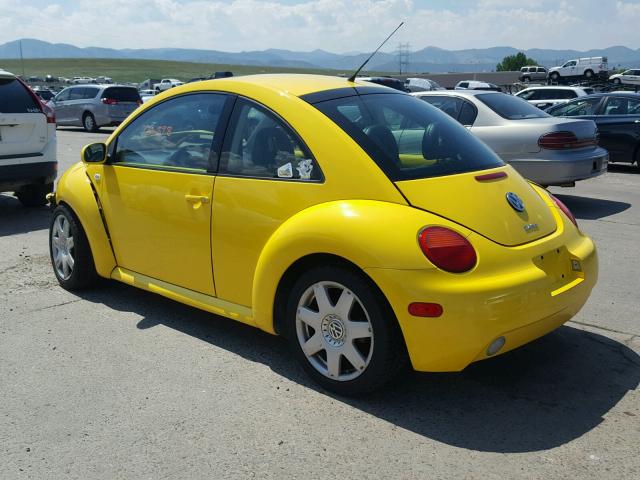 3VWDD21C22M417465 - 2002 VOLKSWAGEN NEW BEETLE 黄色 照片 3