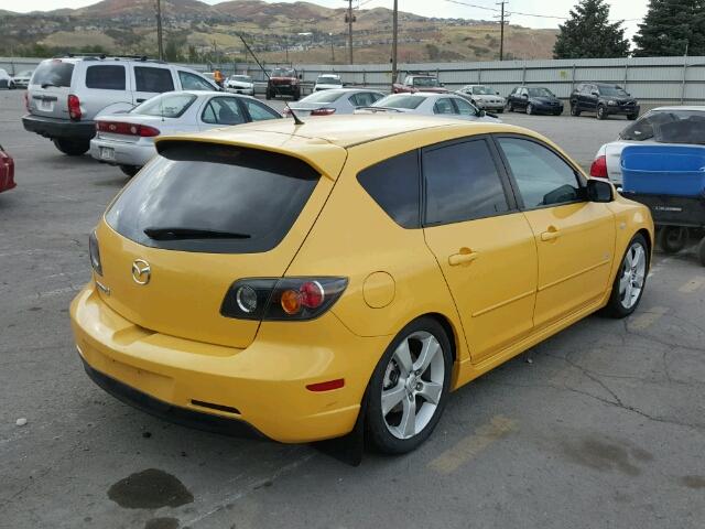 JM1BK143741188819 - 2004 MAZDA 3 HATCHBAC YELLOW photo 4