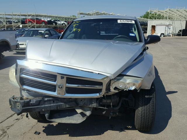 1D7HE42K75S145659 - 2005 DODGE DAKOTA SLT SILVER photo 7