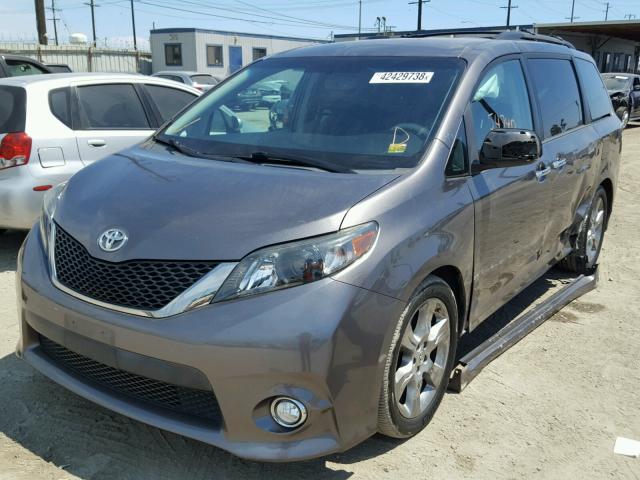 5TDXK3DC5DS392619 - 2013 TOYOTA SIENNA SPO CHARCOAL photo 2