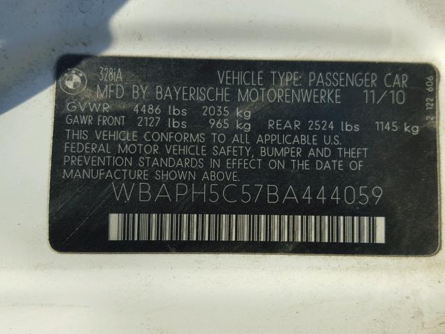 WBAPH5C57BA444059 - 2011 BMW 328 WHITE photo 10