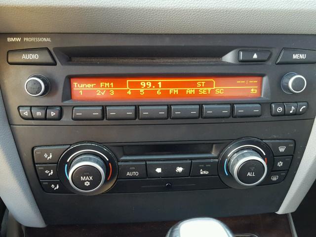 WBAPH5C57BA444059 - 2011 BMW 328 WHITE photo 9