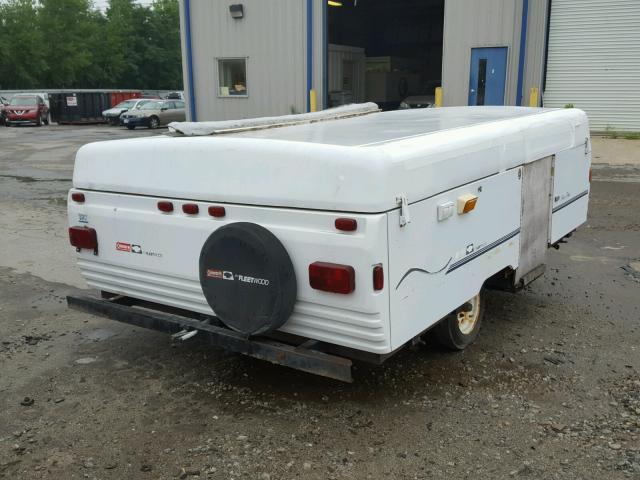 4CE688F18V7210906 - 1997 CABIN TRAILER RV WHITE photo 4