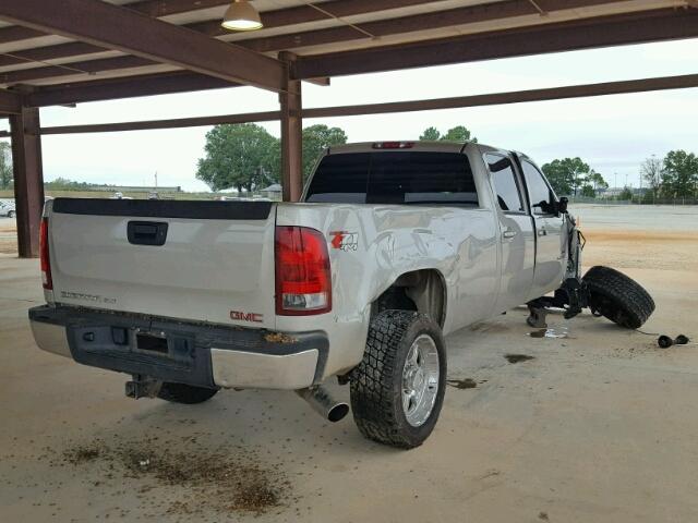 1GTHK33648F223987 - 2008 GMC SIERRA K35 SILVER photo 4