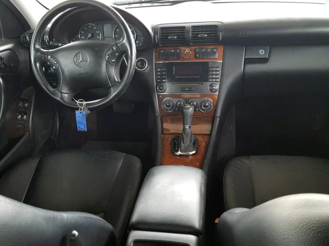 WDBRF56H56F736940 - 2006 MERCEDES-BENZ C 350 GRAY photo 9