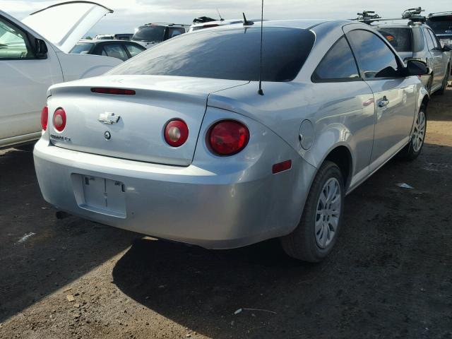 1G1AS18H197221411 - 2009 CHEVROLET COBALT GRAY photo 4