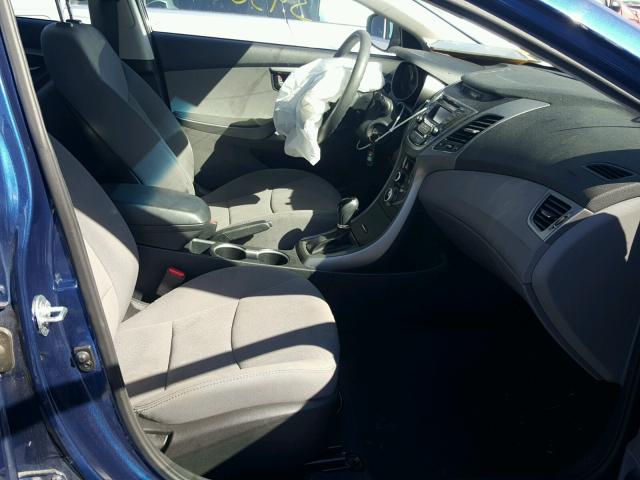 5NPDH4AE6GH740130 - 2016 HYUNDAI ELANTRA SE BLUE photo 5