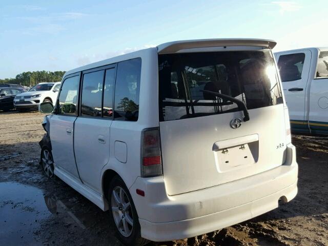 JTLKT324150200186 - 2005 TOYOTA SCION XB WHITE photo 3