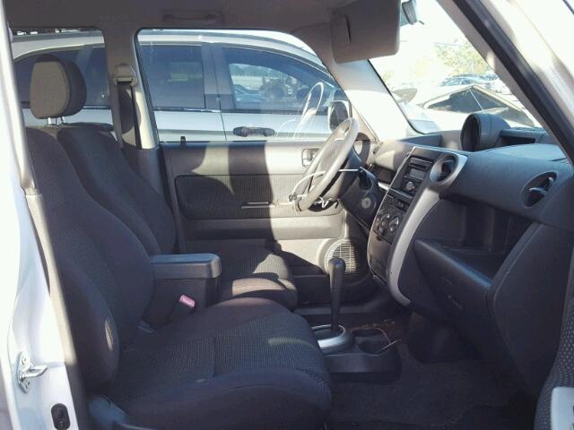 JTLKT324150200186 - 2005 TOYOTA SCION XB 白色 照片 5