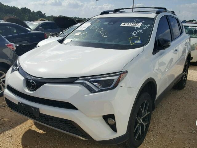 JTMNFREV4HJ714409 - 2017 TOYOTA RAV4 WHITE photo 2