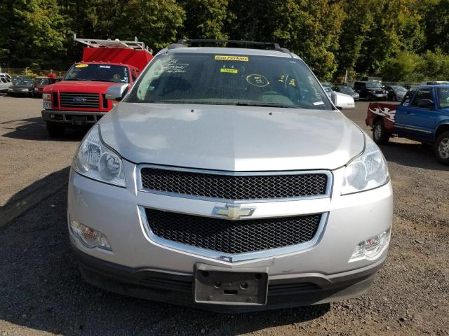 1GNKVGED9BJ194837 - 2011 CHEVROLET TRAVERSE SILVER photo 5