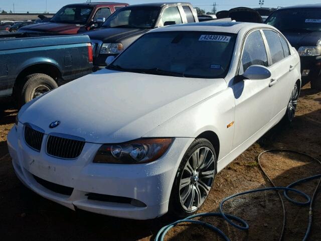 WBAVB13556PT13006 - 2006 BMW 325 WHITE photo 2