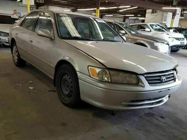 JT2BG28K8Y0403668 - 2000 TOYOTA CAMRY LE GRAY photo 1