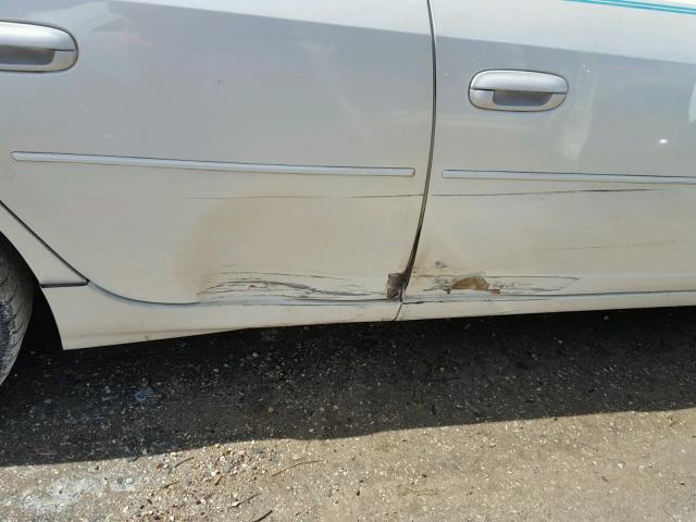 1G6DM57N130149707 - 2003 CADILLAC CTS WHITE photo 9