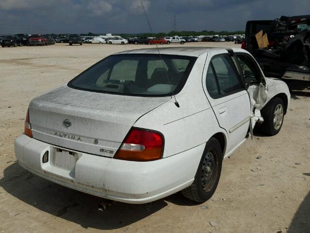 1N4DL01D9WC202939 - 1998 NISSAN ALTIMA XE WHITE photo 4