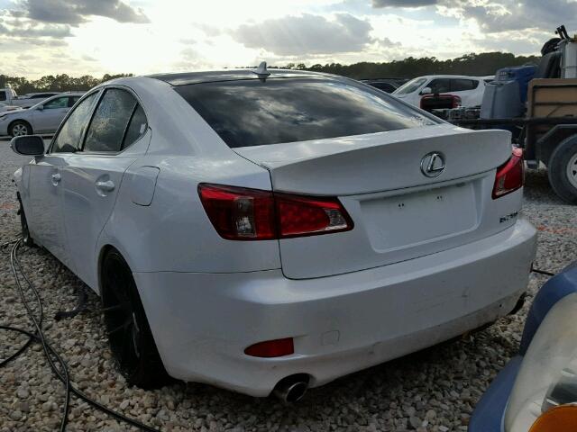 JTHBF5C28B5144790 - 2011 LEXUS IS WHITE photo 3