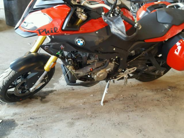 WB10D1302GZ462617 - 2016 BMW S 1000 XR RED photo 9