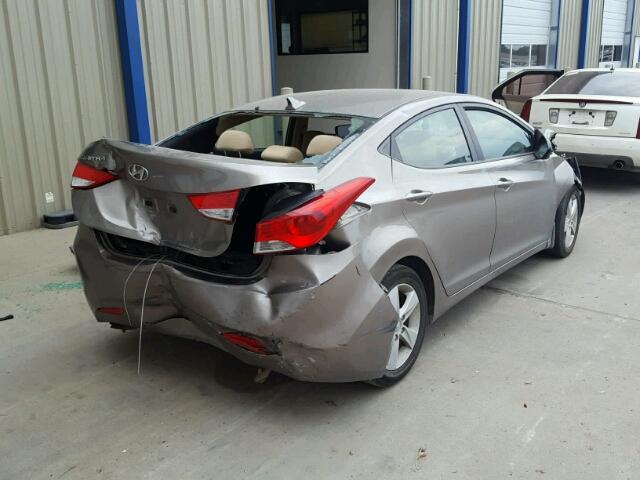 5NPDH4AE3DH247226 - 2013 HYUNDAI ELANTRA GL BEIGE photo 4