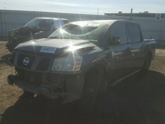 1N6AA07A74N567182 - 2004 NISSAN TITAN XE GRAY photo 2