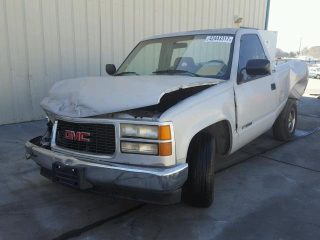 1GTDC14Z7RZ536136 - 1994 GMC SIERRA SILVER photo 2