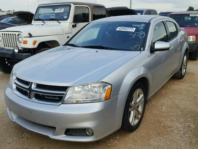 1B3BD1FG3BN534821 - 2011 DODGE AVENGER SILVER photo 2