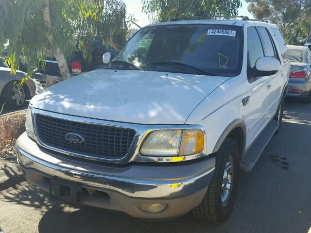 1FMRU17LX2LA92717 - 2002 FORD EXPEDITION WHITE photo 2