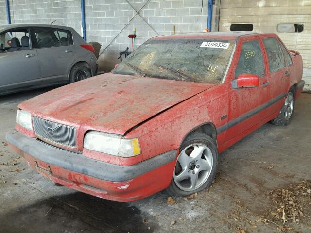 YV1LS5719S2182270 - 1995 VOLVO 850 RED photo 2