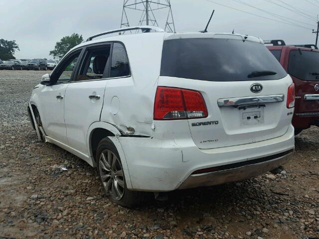 5XYKW4A27BG094972 - 2011 KIA SORENTO SX WHITE photo 3