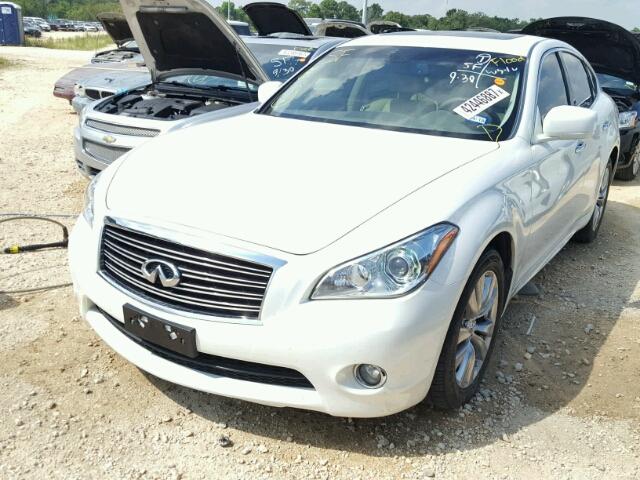 JN1BY1AP5DM510137 - 2013 INFINITI M37 WHITE photo 2