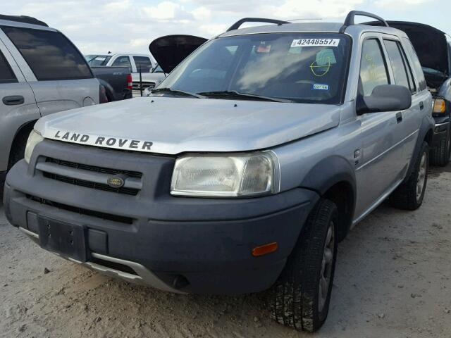 SALNY22263A238595 - 2003 LAND ROVER FREELANDER SILVER photo 2