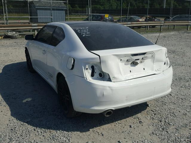 JTKJF5C74B3020402 - 2011 TOYOTA SCION TC WHITE photo 3