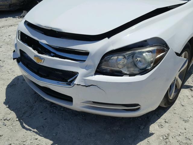 1G1ZC5EU5CF150929 - 2012 CHEVROLET MALIBU 1LT WHITE photo 9