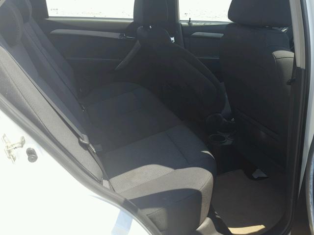 KL1TD5DE9BB256432 - 2011 CHEVROLET AVEO LS WHITE photo 6