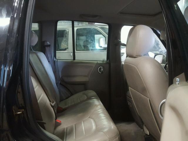 1J4GL38K74W184928 - 2004 JEEP LIBERTY RE BLACK photo 6