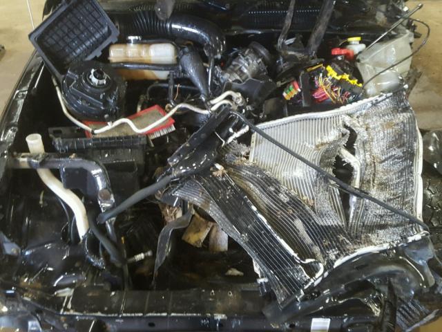 1J4GL38K74W184928 - 2004 JEEP LIBERTY RE BLACK photo 7