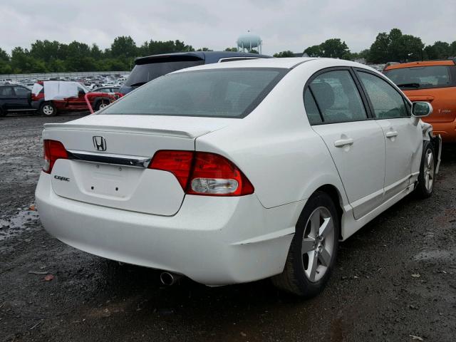 2HGFA1F67BH541782 - 2011 HONDA CIVIC LX-S Weiß Foto 4