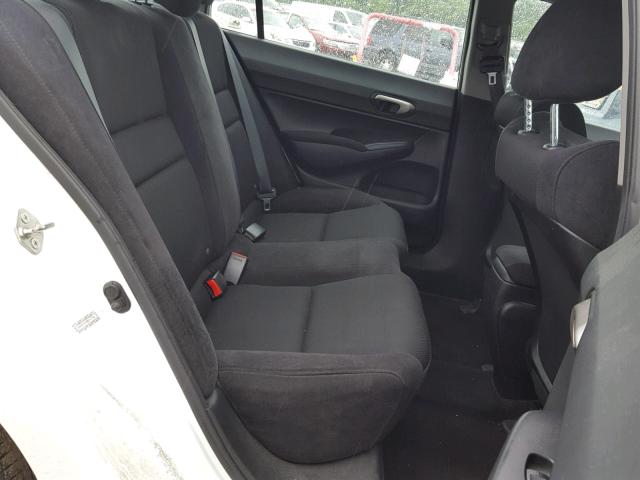 2HGFA1F67BH541782 - 2011 HONDA CIVIC LX-S Weiß Foto 6