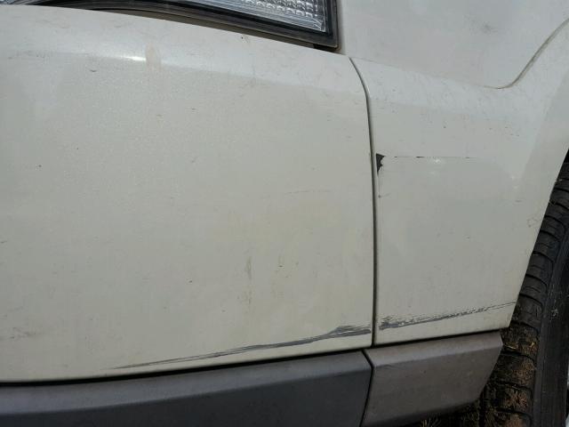 5LMEU88H24ZJ44985 - 2004 LINCOLN AVIATOR 白色 照片 9