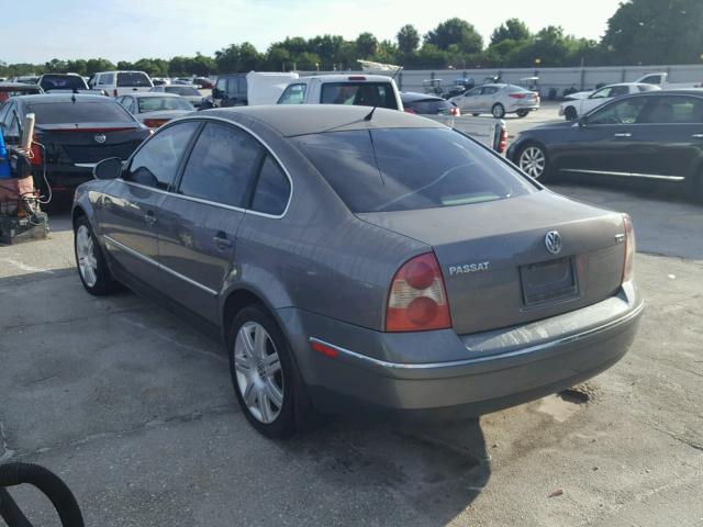 WVWAE63B25P060110 - 2005 VOLKSWAGEN PASSAT GLS GRAY photo 3