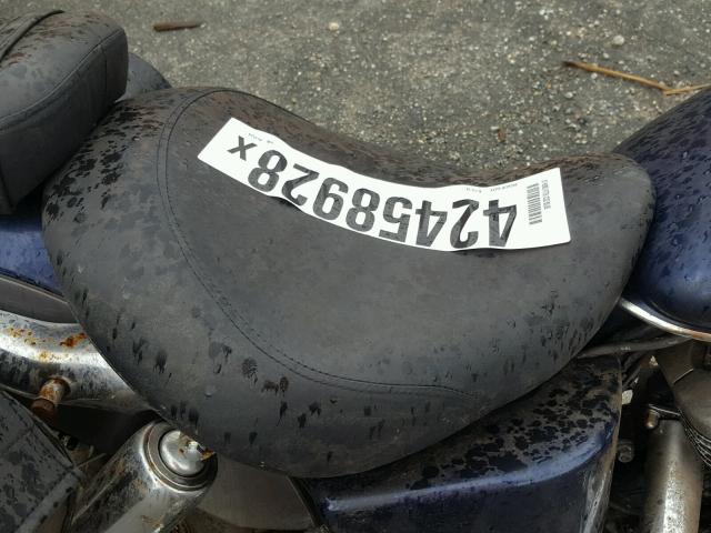 JH2RC44611M453534 - 2001 HONDA VT750 CD2 BLUE photo 5