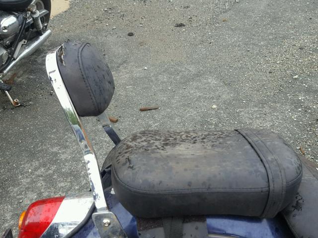 JH2RC44611M453534 - 2001 HONDA VT750 CD2 BLUE photo 6