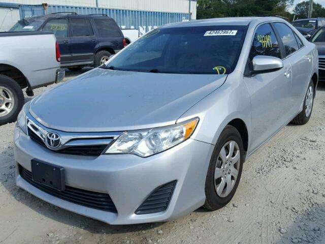 4T1BF1FK6DU289627 - 2013 TOYOTA CAMRY L SILVER photo 2
